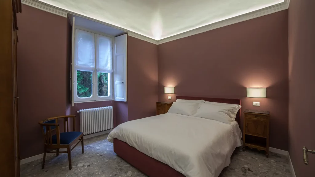 Venegoni Maison de Charme sul Lago Maggiore, appartamento Re dettaglio camera da letto